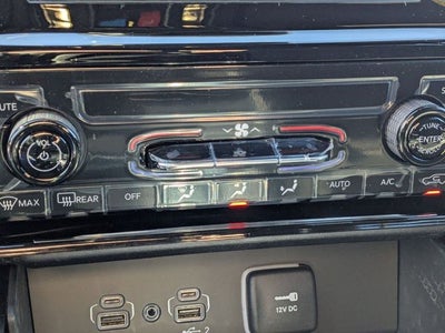 2025 Jeep Grand Cherokee GRAND CHEROKEE LAREDO X 4X2