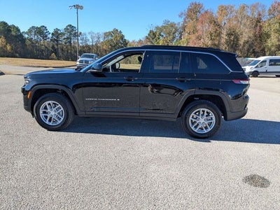 2025 Jeep Grand Cherokee GRAND CHEROKEE LAREDO X 4X2