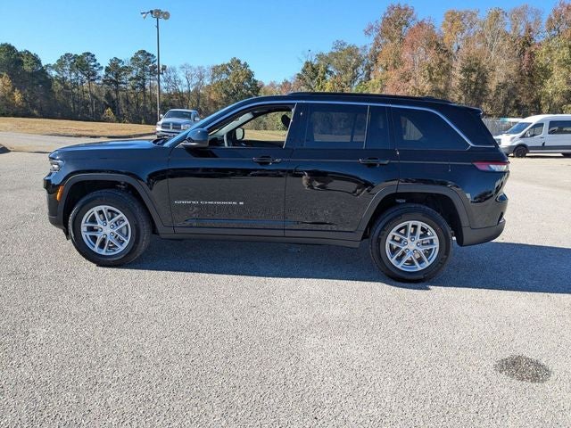 2025 Jeep Grand Cherokee GRAND CHEROKEE LAREDO X 4X2