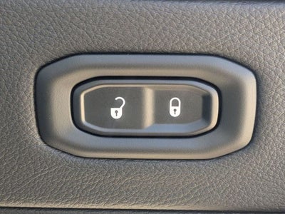 2026 Jeep Gladiator GLADIATOR SAHARA 4X4