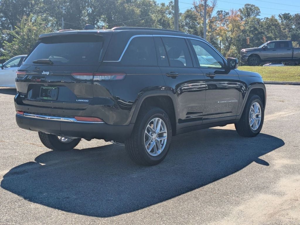 2025 Jeep Grand Cherokee GRAND CHEROKEE LAREDO X 4X2