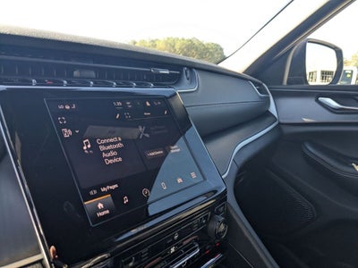 2025 Jeep Grand Cherokee GRAND CHEROKEE LAREDO X 4X2