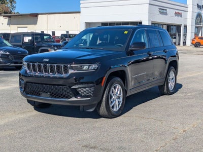 2025 Jeep Grand Cherokee GRAND CHEROKEE LAREDO X 4X2