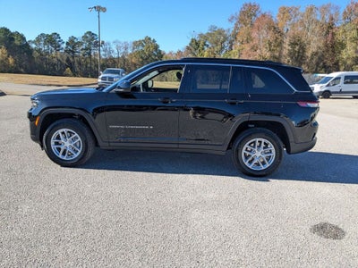 2025 Jeep Grand Cherokee GRAND CHEROKEE LAREDO X 4X2