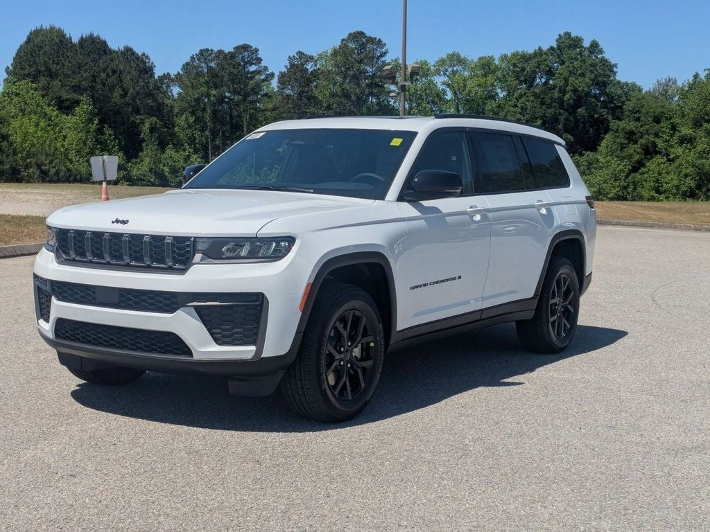 2026 Jeep Grand Cherokee GRAND CHEROKEE L LAREDO ALTITUDE 4X2