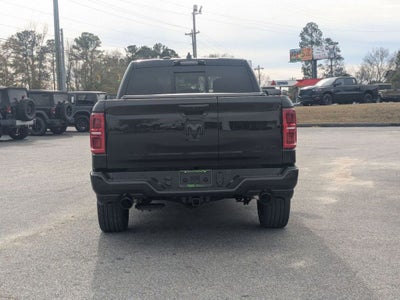 2026 RAM Ram 1500 RAM 1500 LIMITED CREW CAB 4X4 5'7' BOX