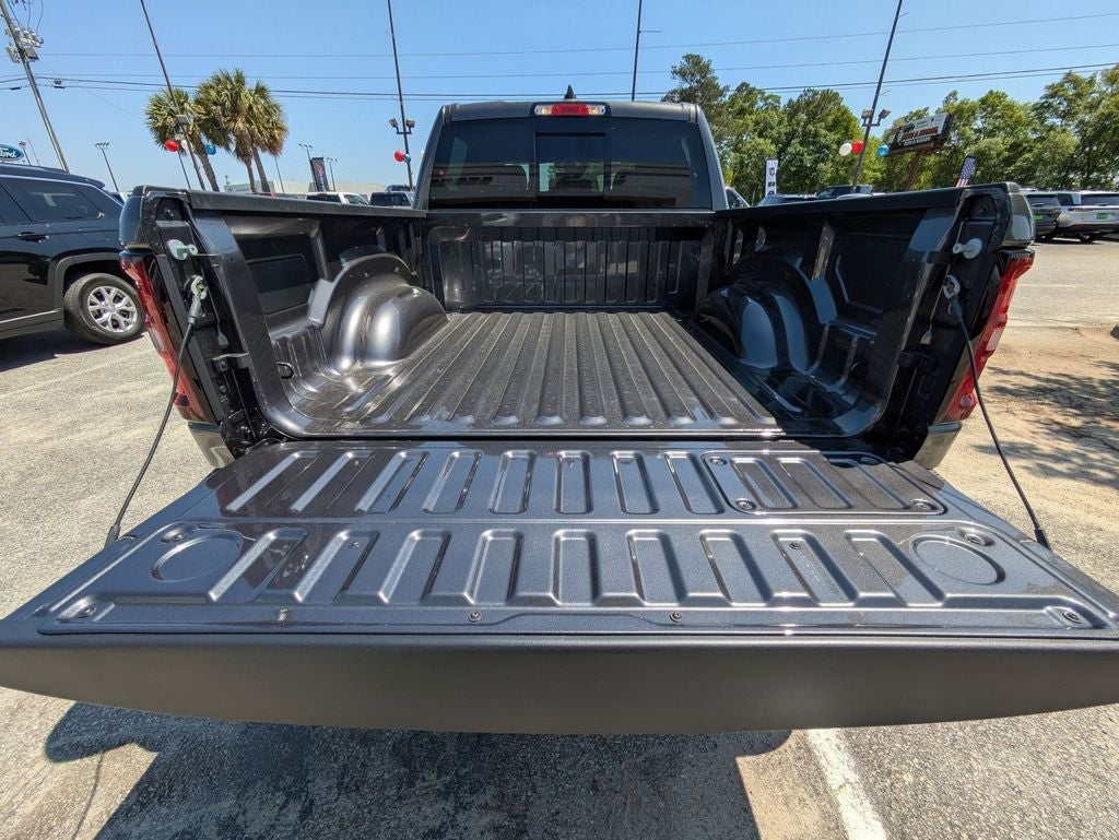 2025 RAM Ram 1500 RAM 1500 LARAMIE CREW CAB 4X4 5'7' BOX