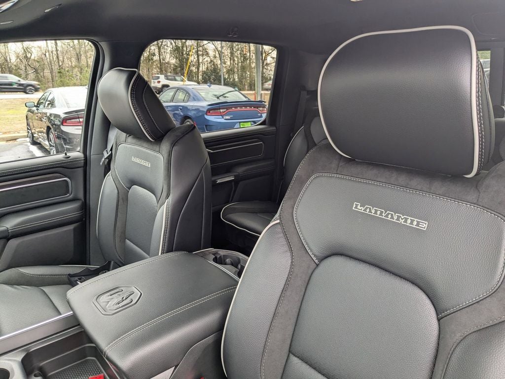 2025 RAM Ram 1500 RAM 1500 LARAMIE CREW CAB 4X4 5'7' BOX