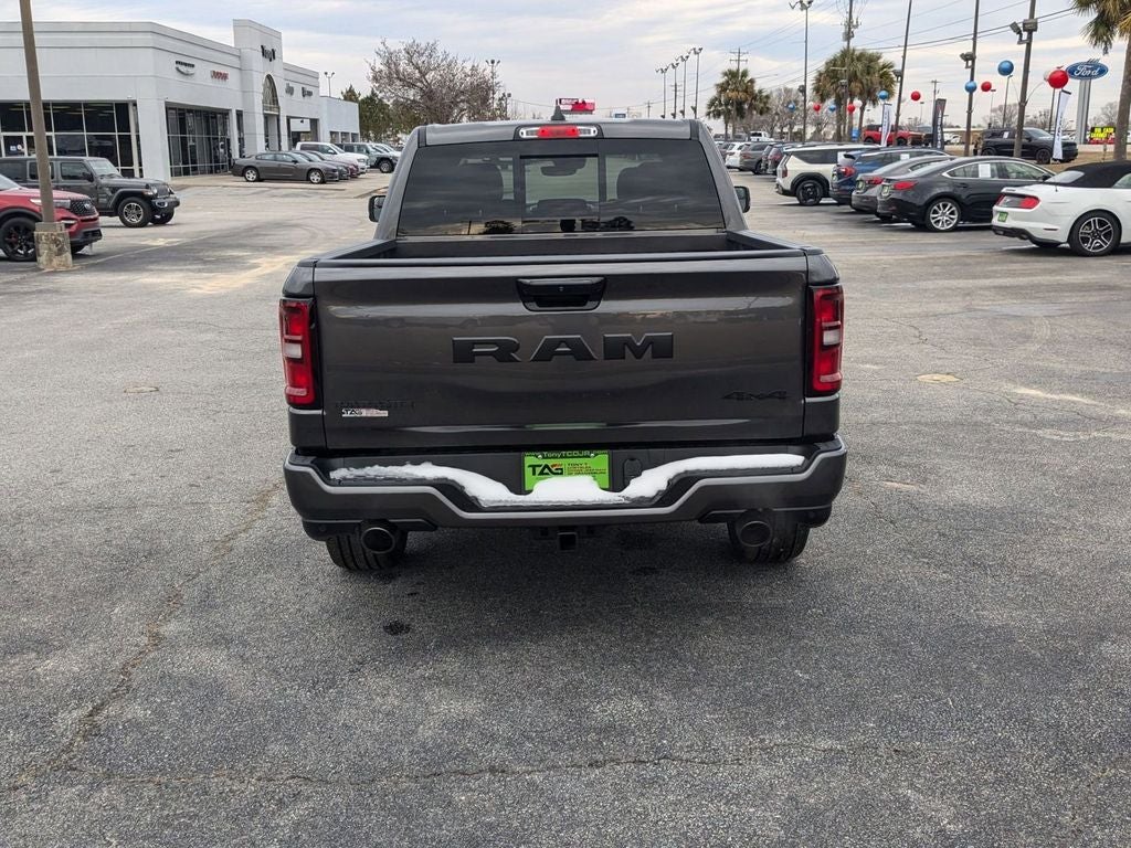 2025 RAM Ram 1500 RAM 1500 LARAMIE CREW CAB 4X4 5'7' BOX