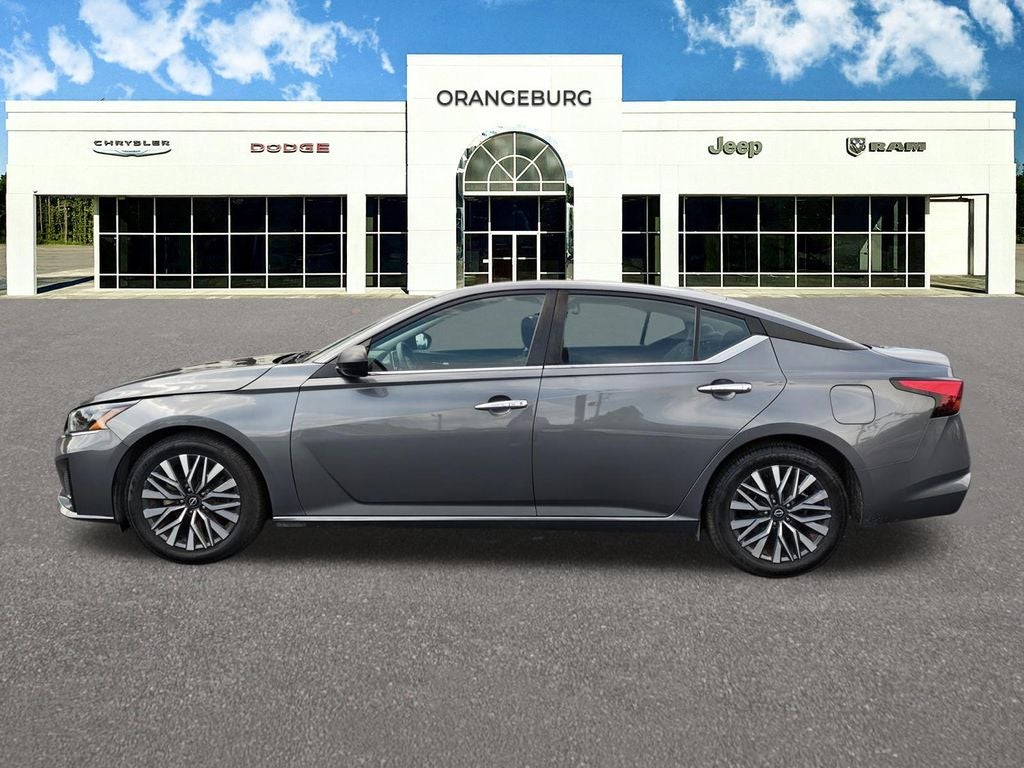 2024 Nissan Altima SV FWD