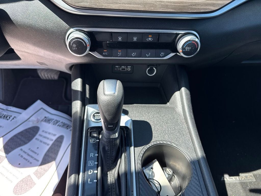 2025 Nissan Altima SV FWD