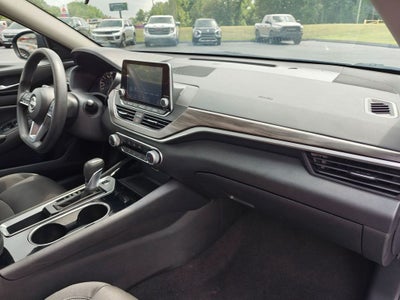 2024 Nissan Altima SV FWD