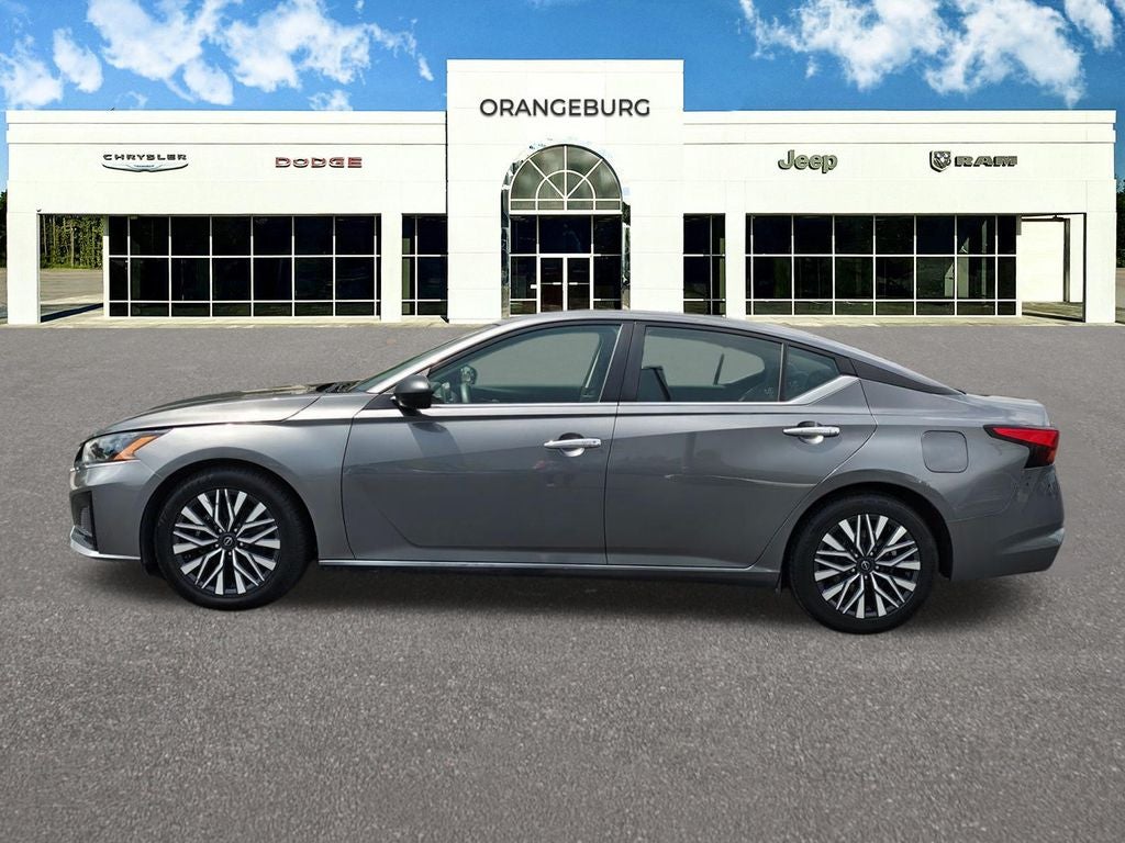 2024 Nissan Altima SV FWD