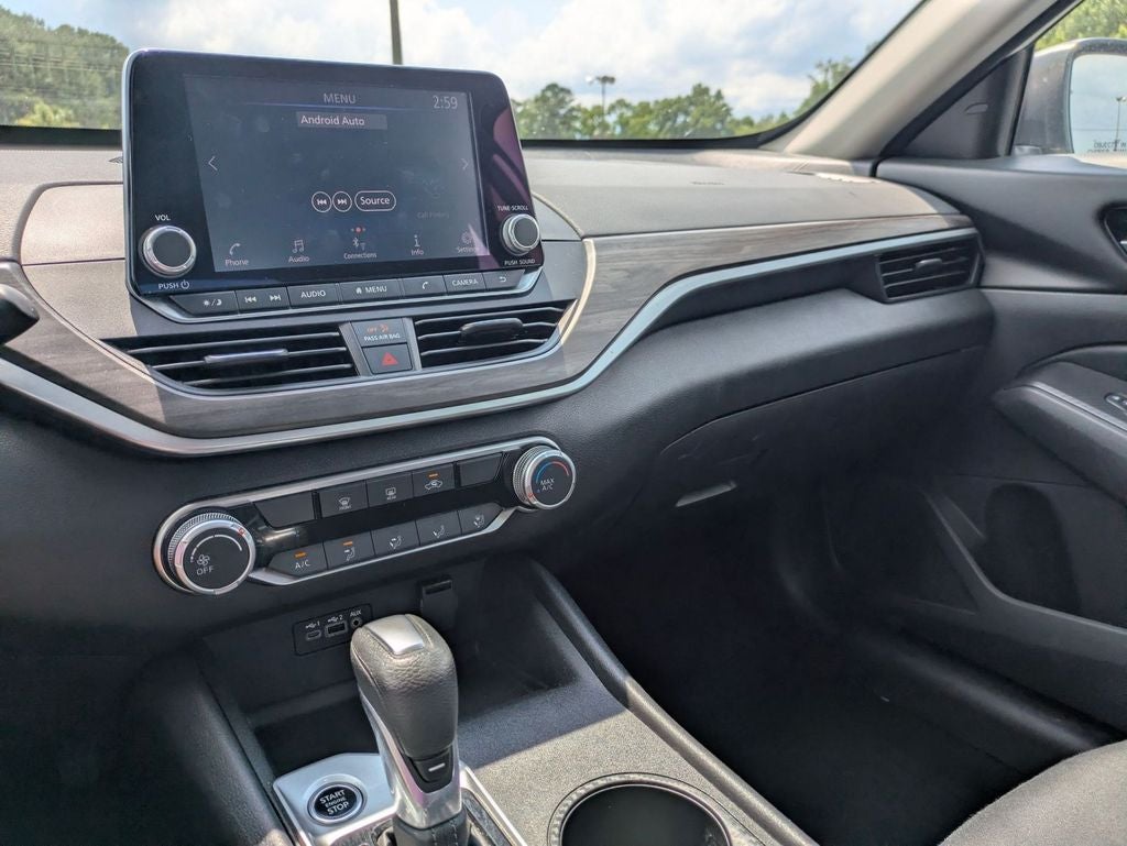 2025 Nissan Altima SV FWD