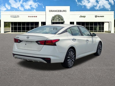 2025 Nissan Altima SV FWD