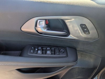 2025 Chrysler Pacifica PACIFICA SELECT