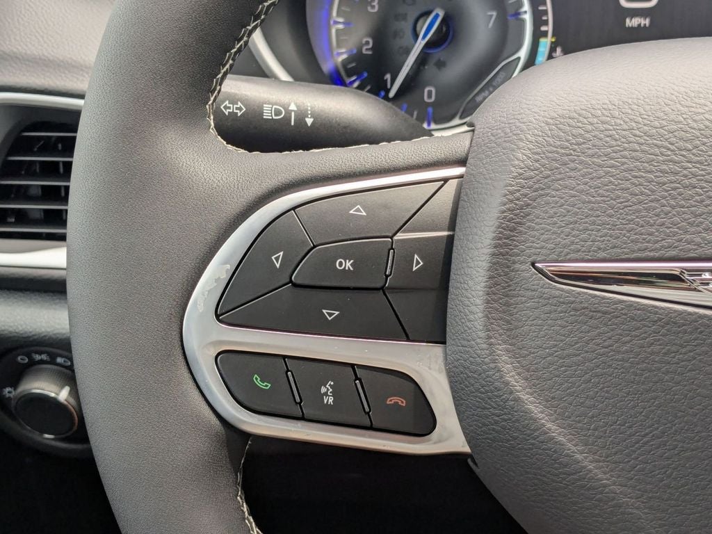 2026 Chrysler Voyager VOYAGER LX