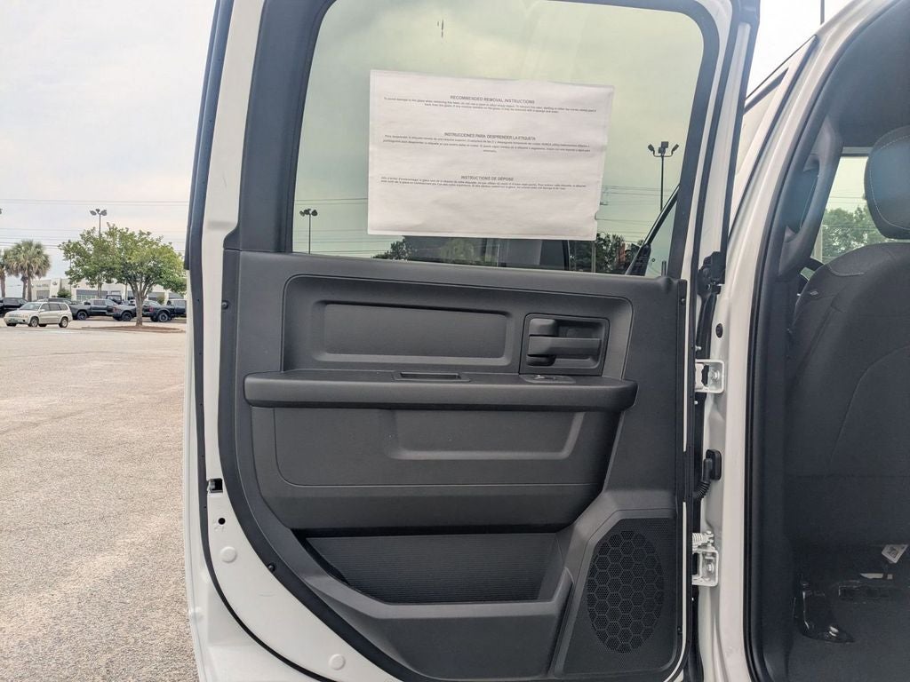 2026 RAM Ram 3500 RAM 3500 TRADESMAN CREW CAB 4X4 8' BOX