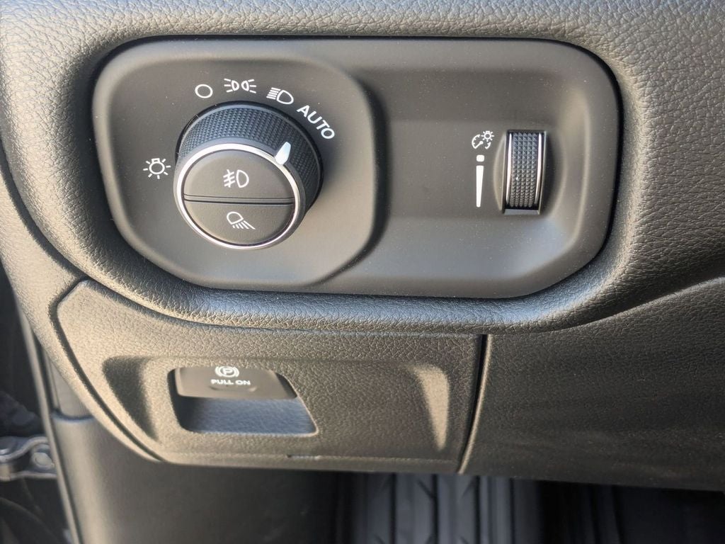 2026 RAM Ram 1500 RAM 1500 WARLOCK CREW CAB 4X4 5'7' BOX