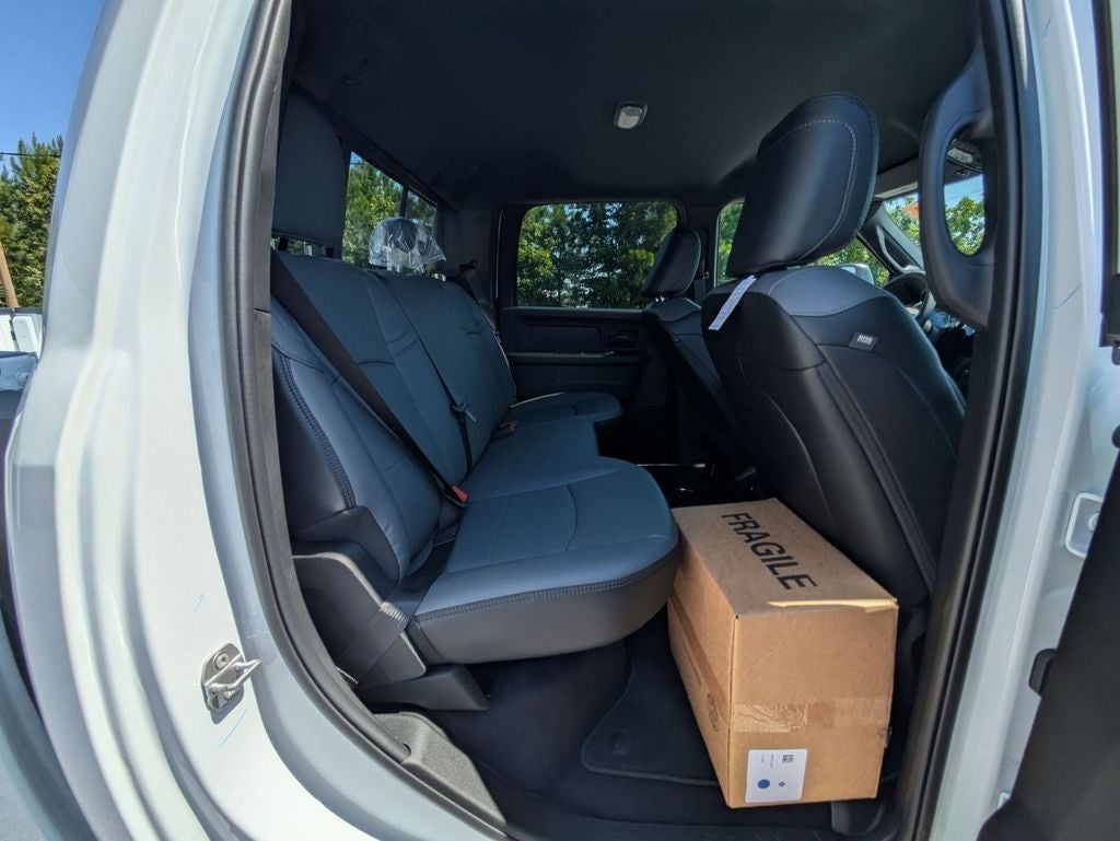 2025 RAM Ram 2500 RAM 2500 TRADESMAN CREW CAB 4X4 6'4' BOX