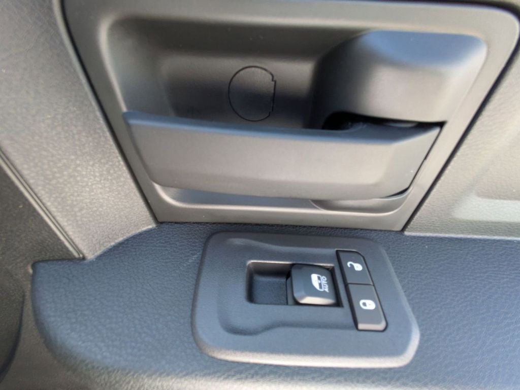 2025 RAM Ram 2500 RAM 2500 TRADESMAN CREW CAB 4X4 6'4' BOX