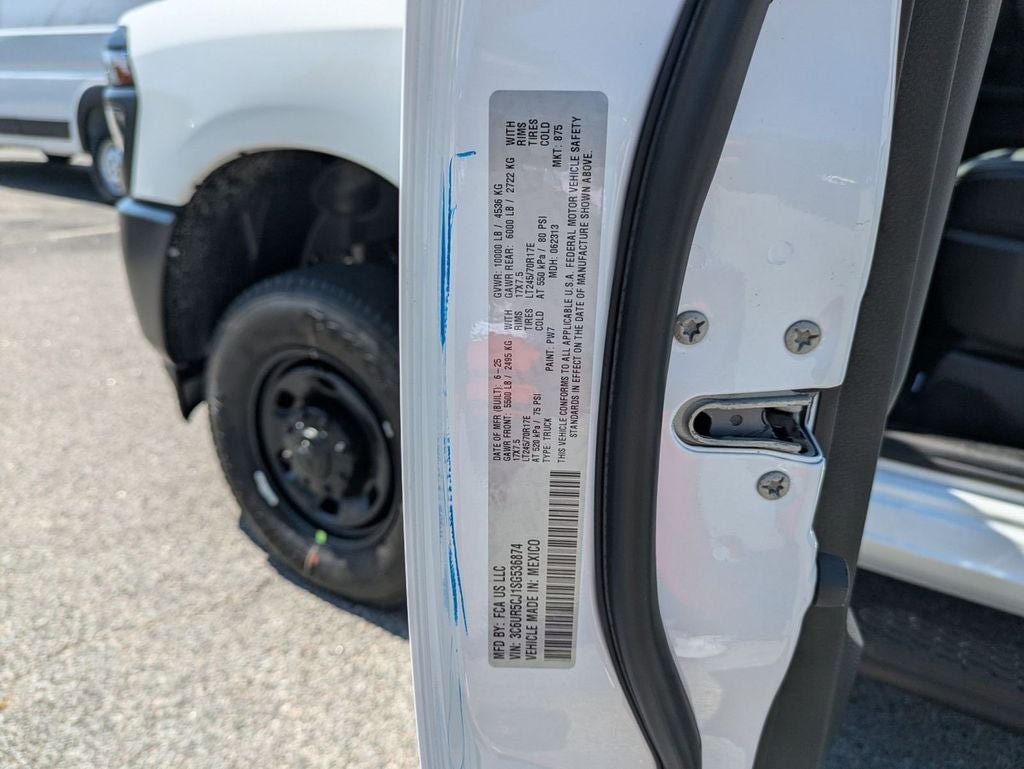 2025 RAM Ram 2500 RAM 2500 TRADESMAN CREW CAB 4X4 6'4' BOX