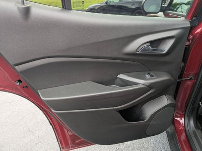 2025 Chevrolet Trax FWD LT
