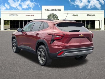 2025 Chevrolet Trax FWD LT