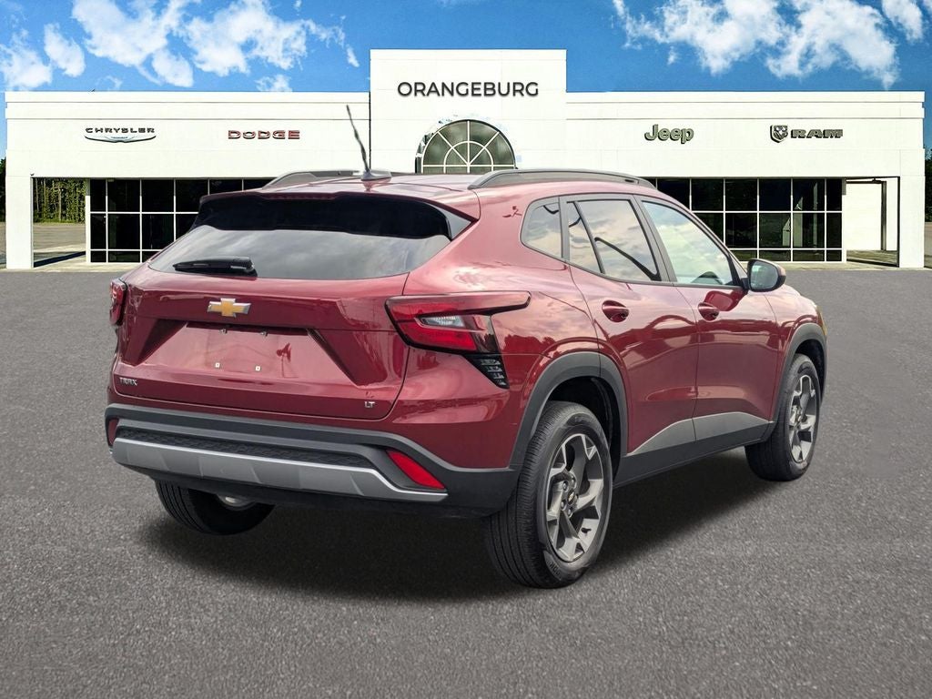 2025 Chevrolet Trax FWD LT